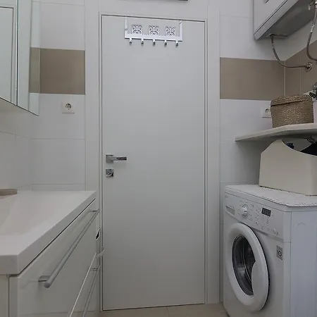 Karmela Apartament Makarska